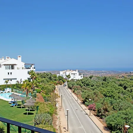 Floresta Mairena Apartment *